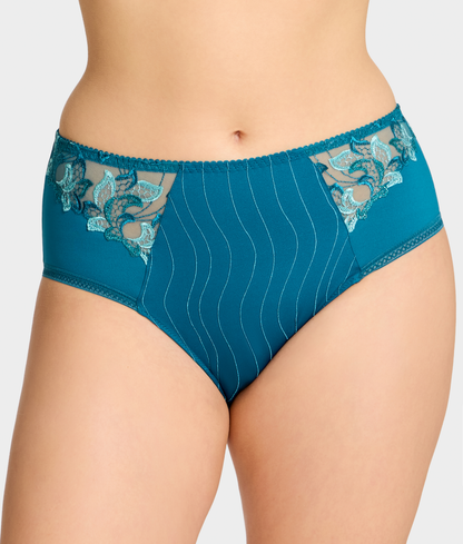 Deauville Brief