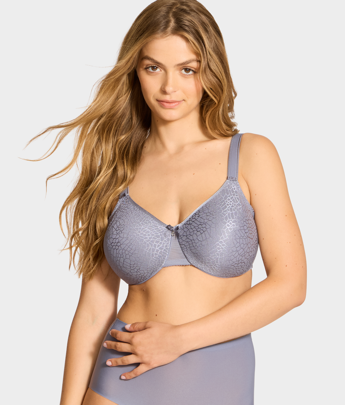 C Magnifique Minimizer Bra