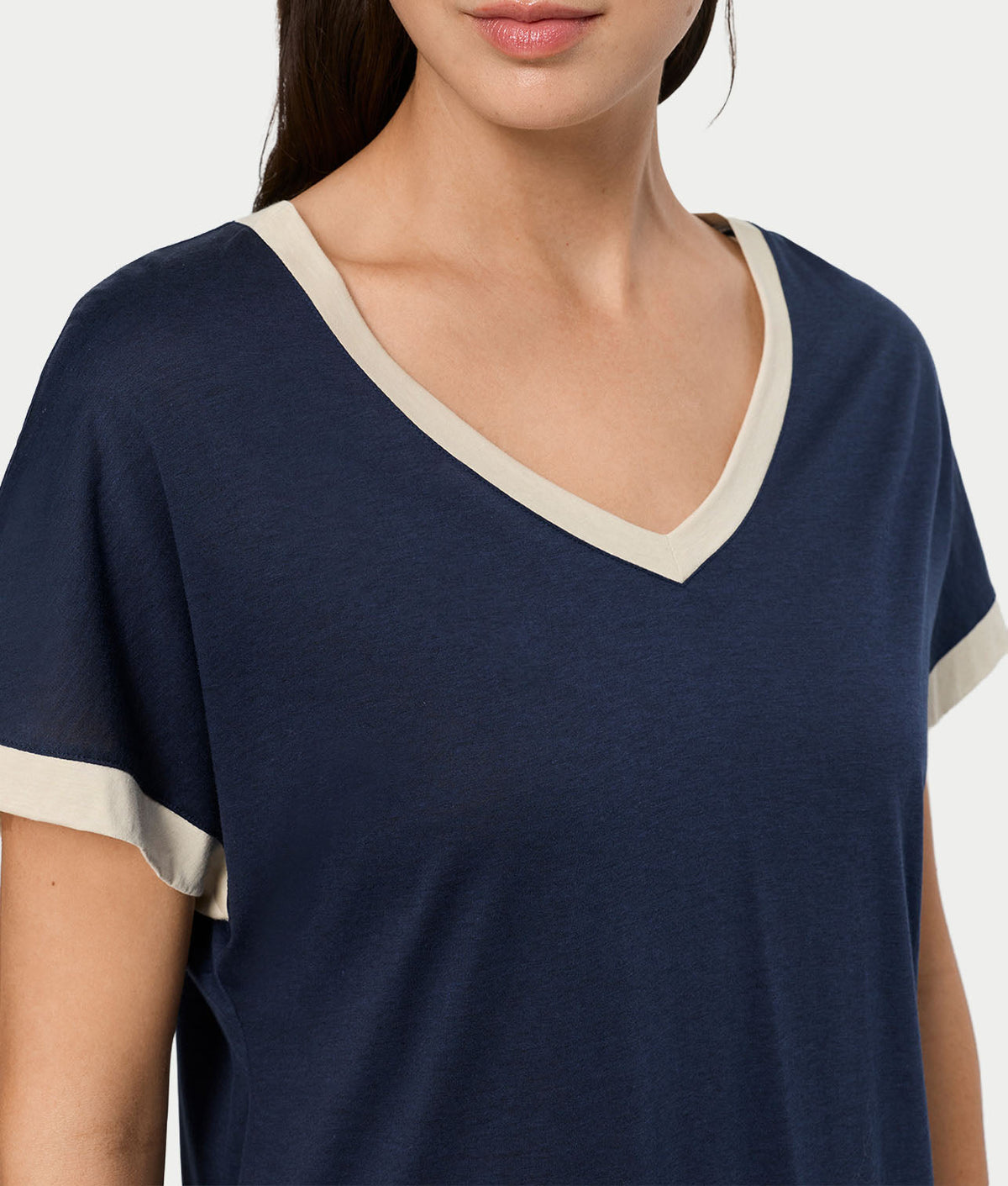 Laura V-Neck Bigshirt