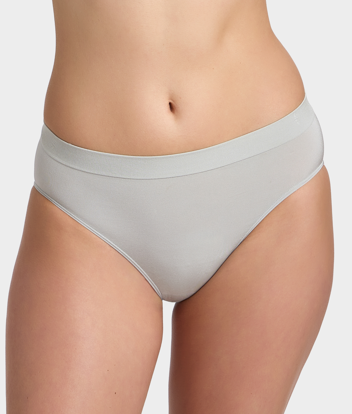 B-Smooth Hi-Cut Brief