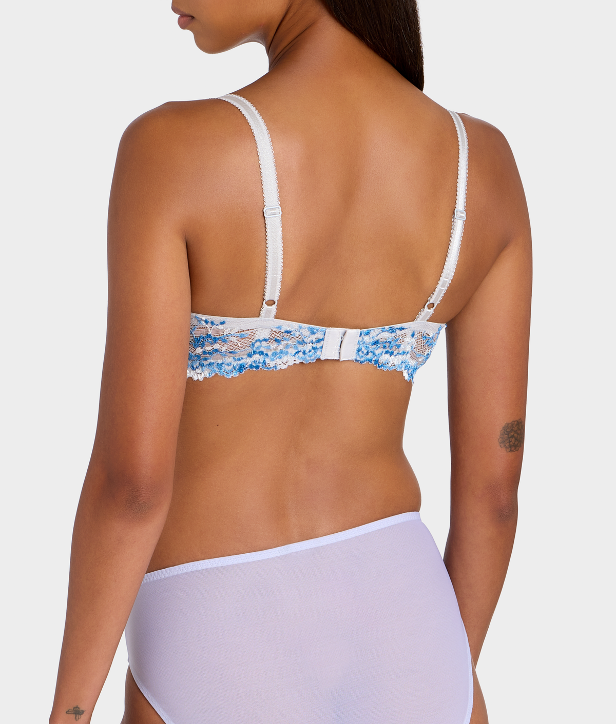 Embrace Lace T-Shirt Bra