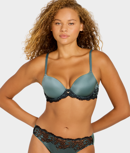 Modern Affair Contour Bra