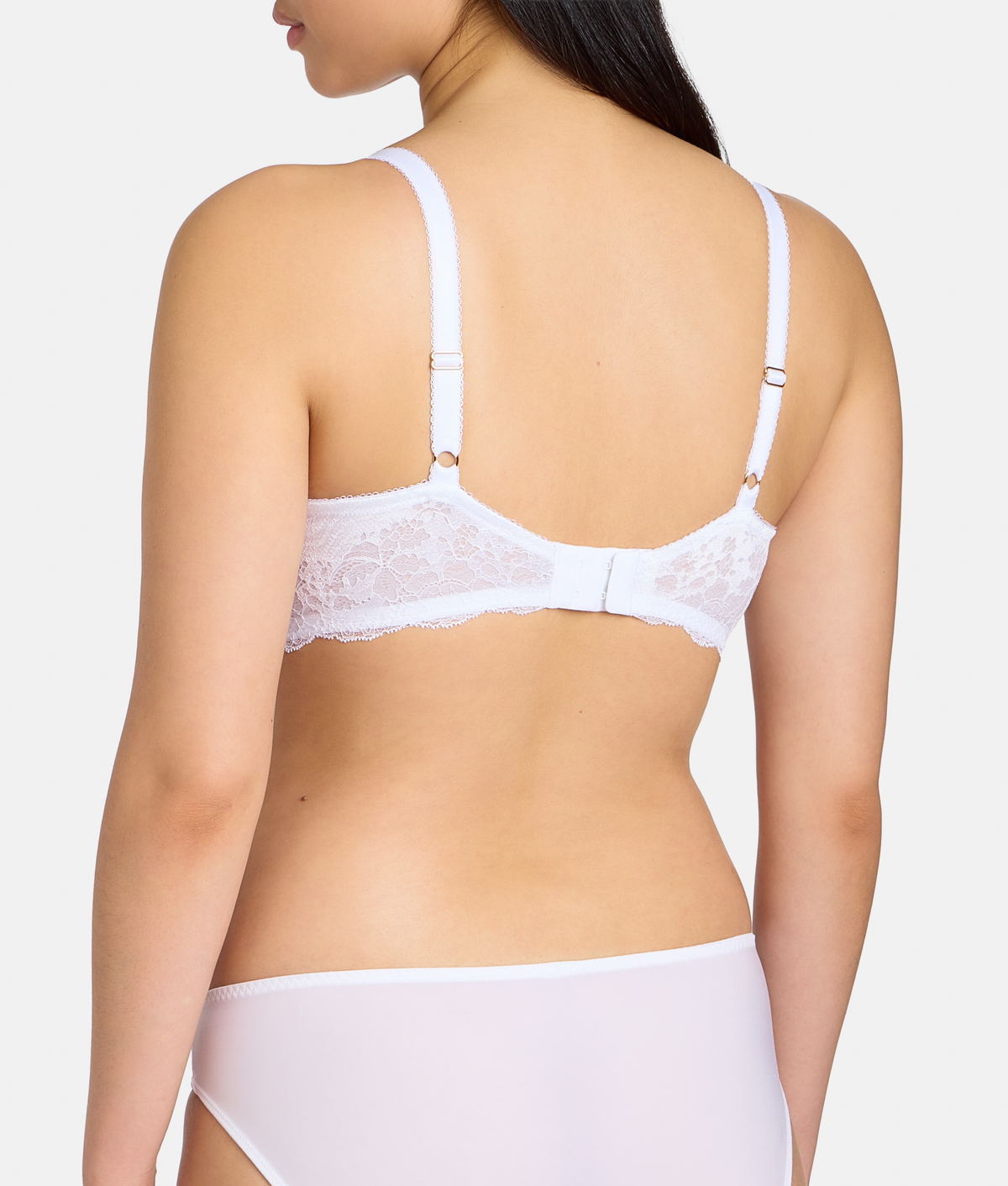 Modern Affair Plunge Bra