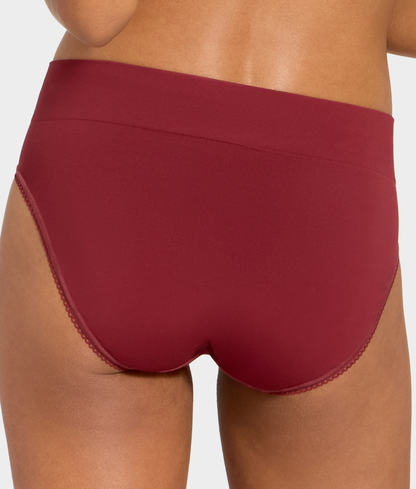 Feeling Flexible Hi-Cut Brief