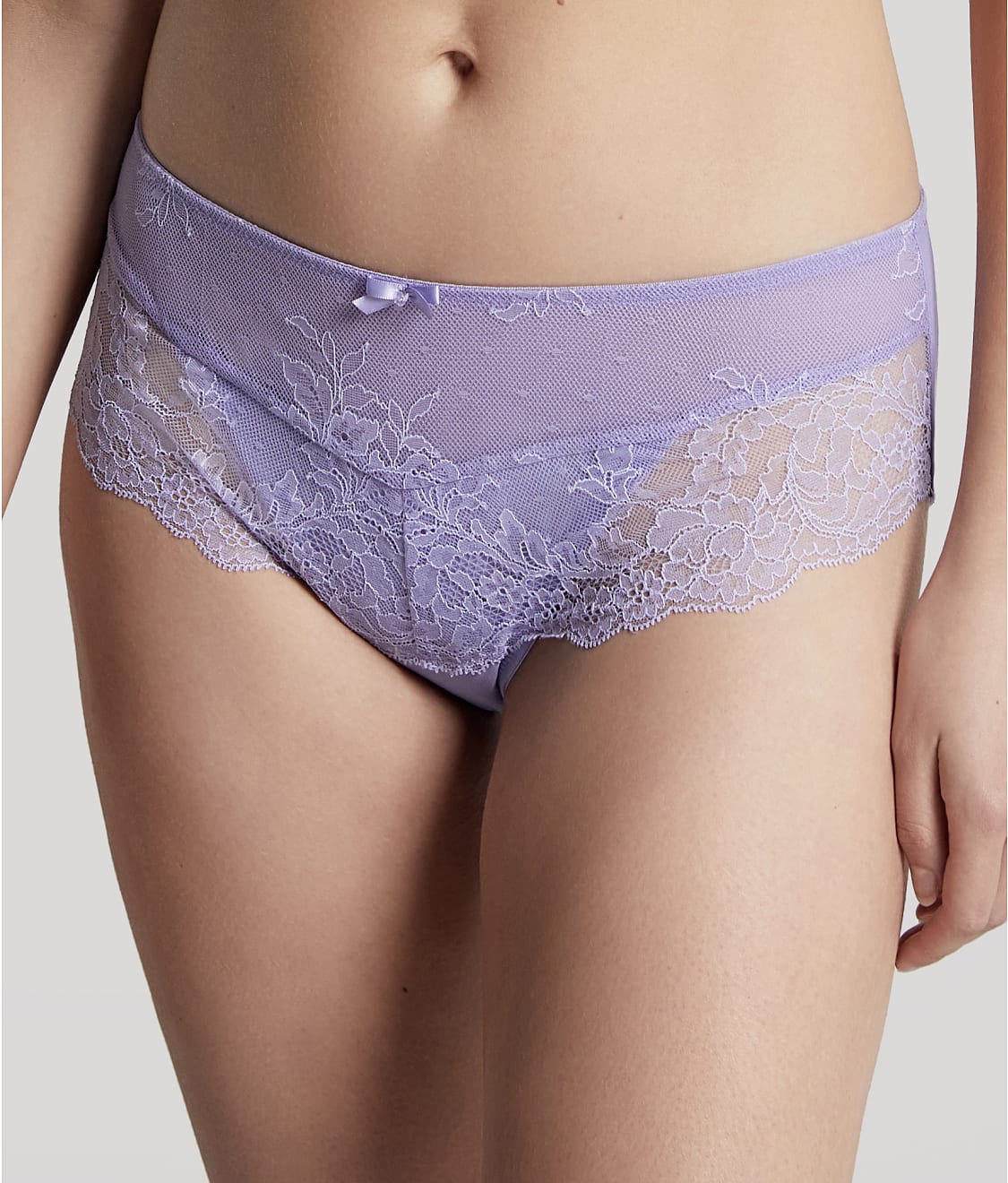 Ana Brief