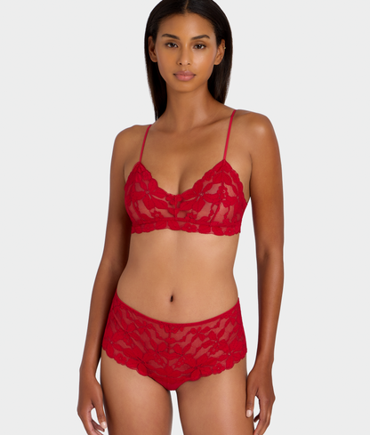 Feeling Famous Bralette
