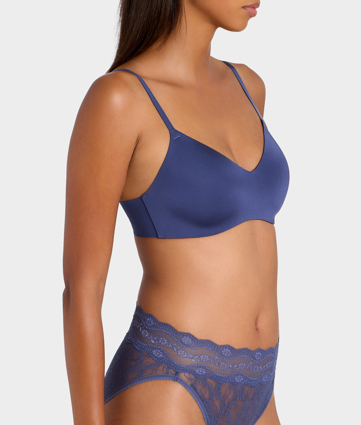 Spotlight Wire-Free Contour Bra