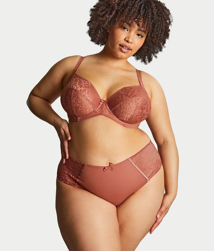 Estel Deep Brief