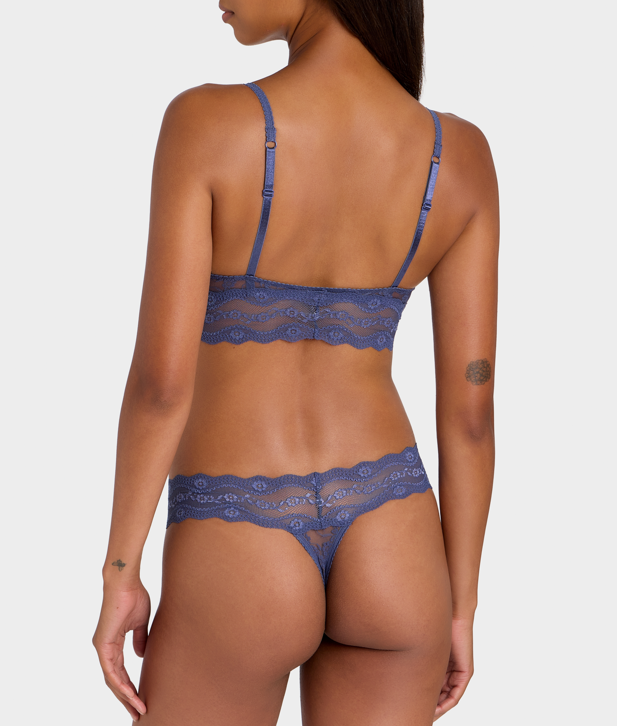 Lace Kiss Thong