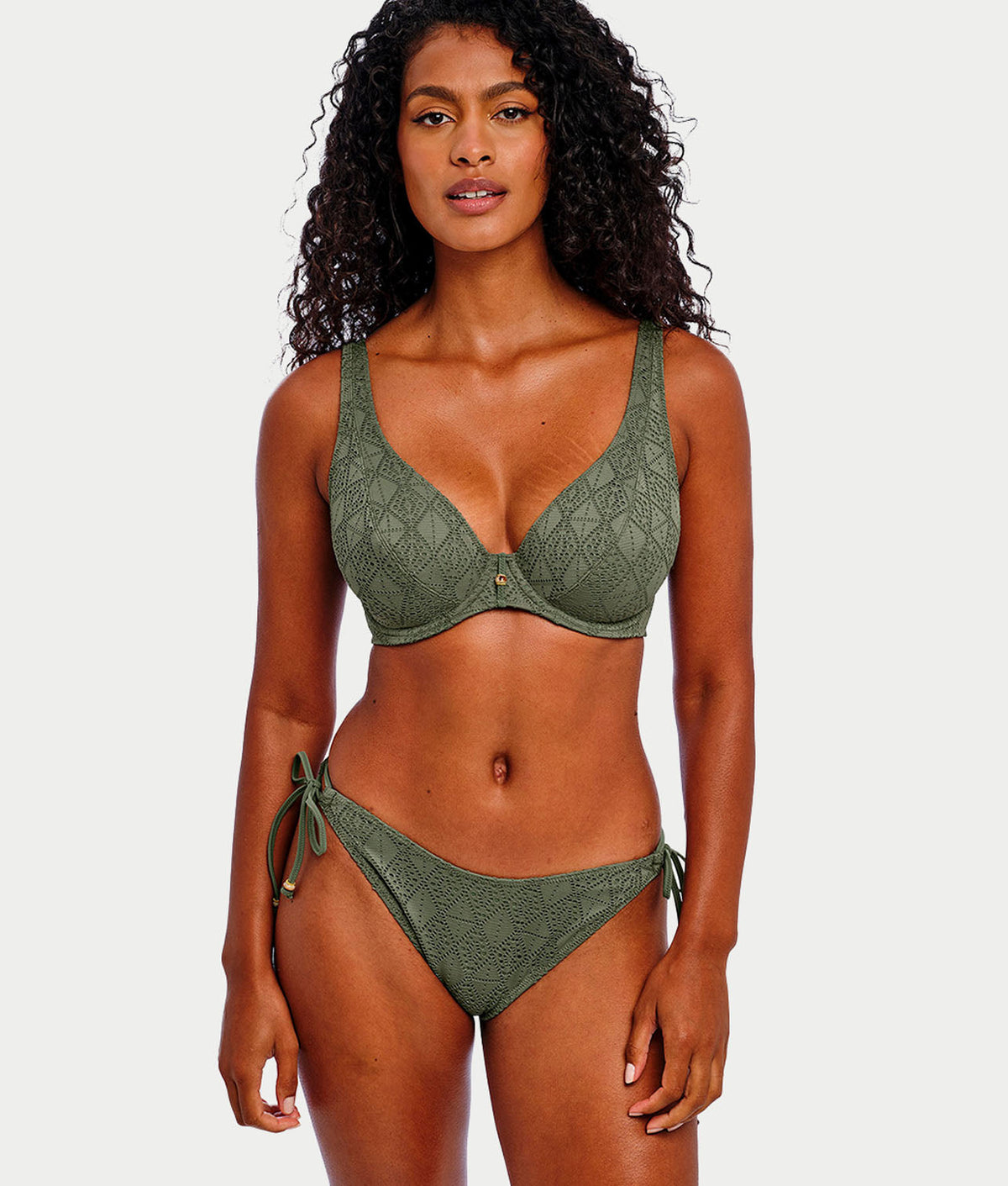 Nomad Nights High Apex Bikini Top