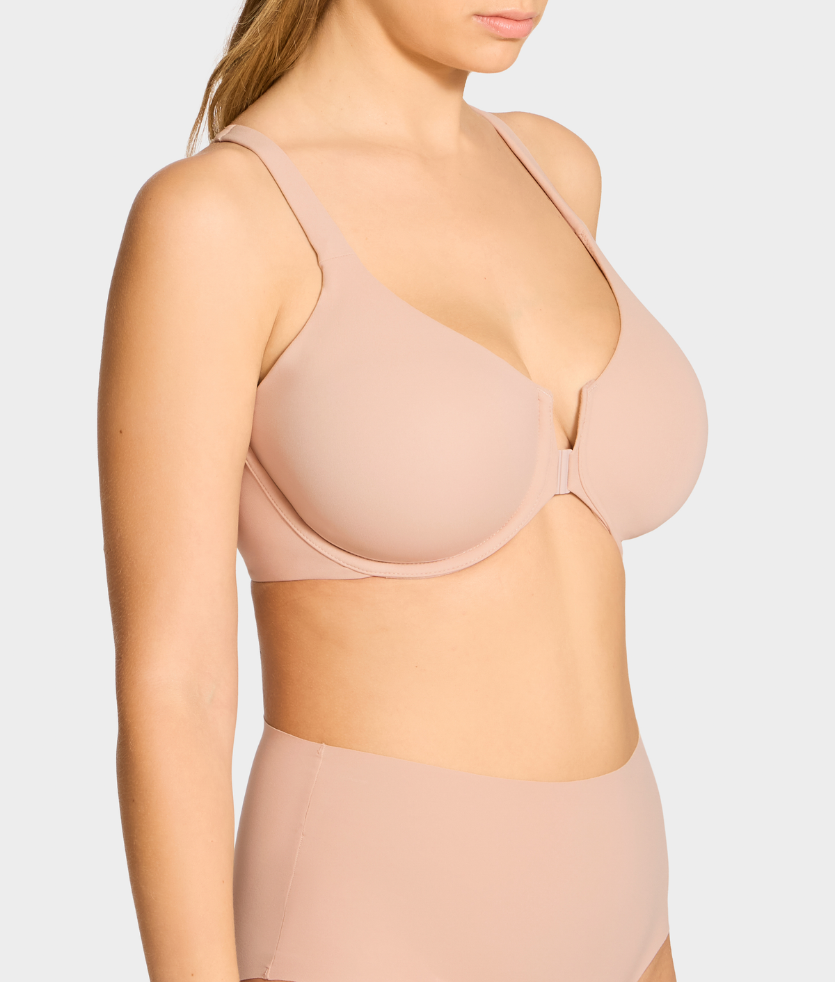 The Absolute Minimizer Front-Close Bra
