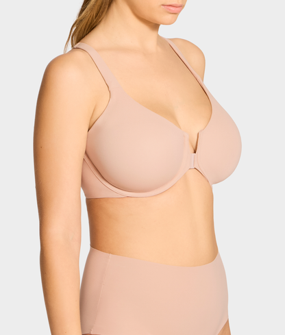 The Absolute Minimizer Front-Close Bra