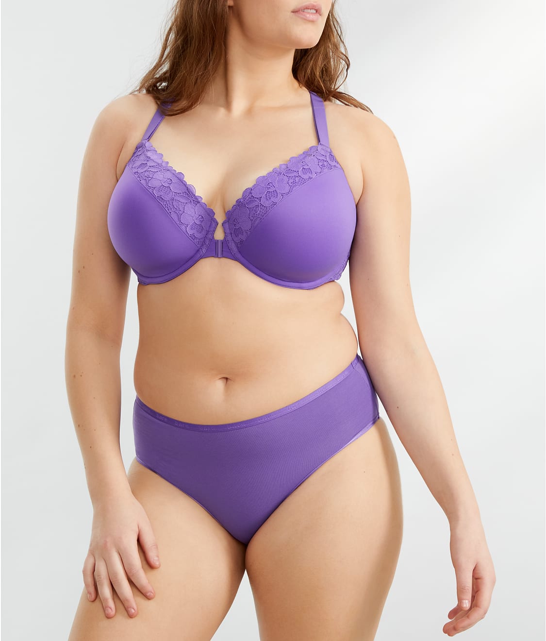 The Effortless Front-Close Lace Bra