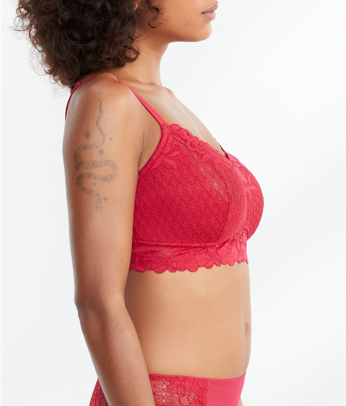 The Essential Lace Curvy Bralette