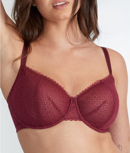 The Push-Up Without Padding Bra