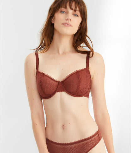 The Push-Up Without Padding Bra