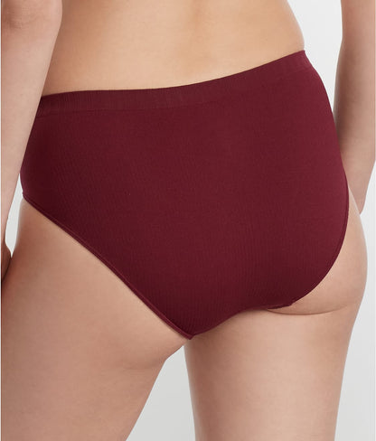 The Easy Everyday Seamless Hipster