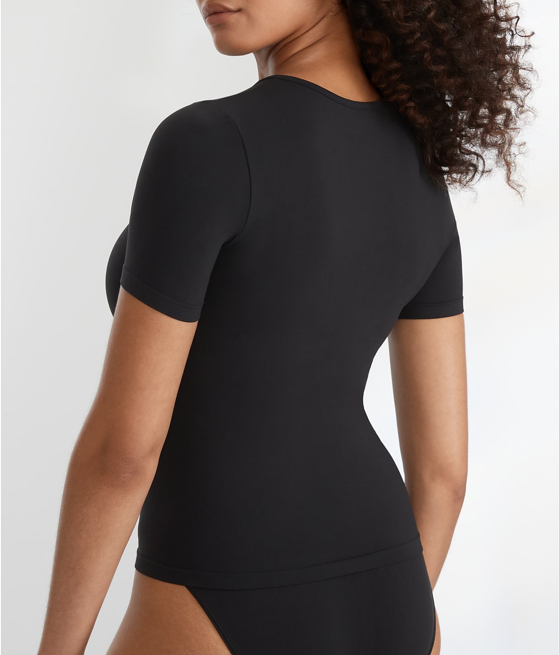 The Smoothing Seamless T-Shirt