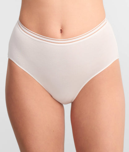 The Modal High-Leg Brief