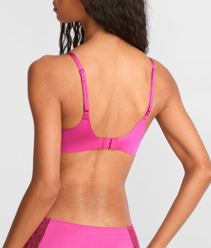 Spotlight Wire-Free Contour Bra