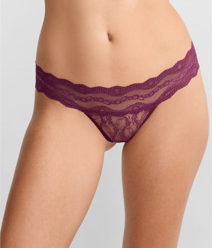 Lace Kiss Thong