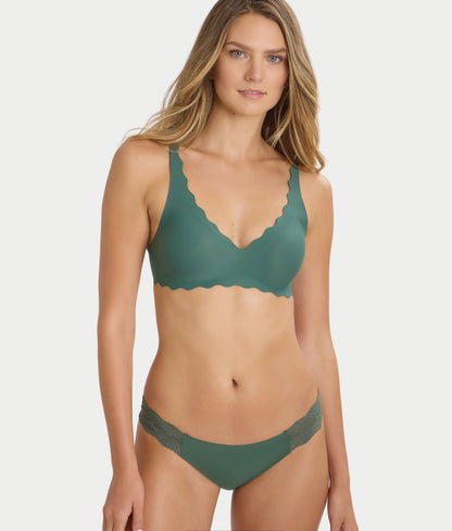 b.Barenecessities Thong