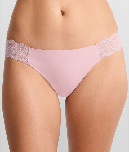 b.Barenecessities Thong