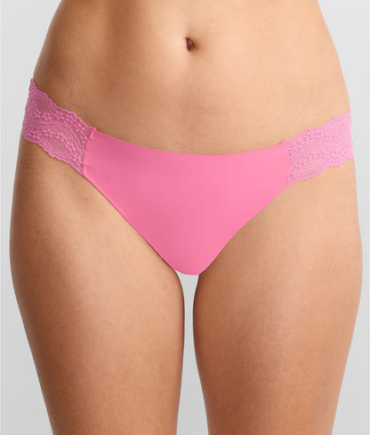 b.Barenecessities Thong