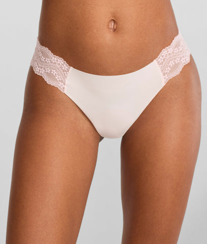 b.Barenecessities Thong