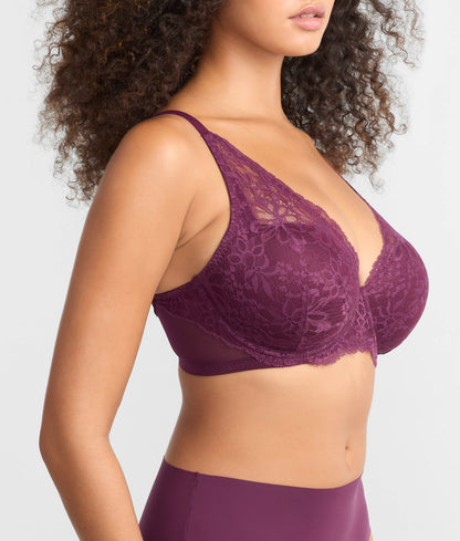 Lightly Lined Lace Plunge Bra