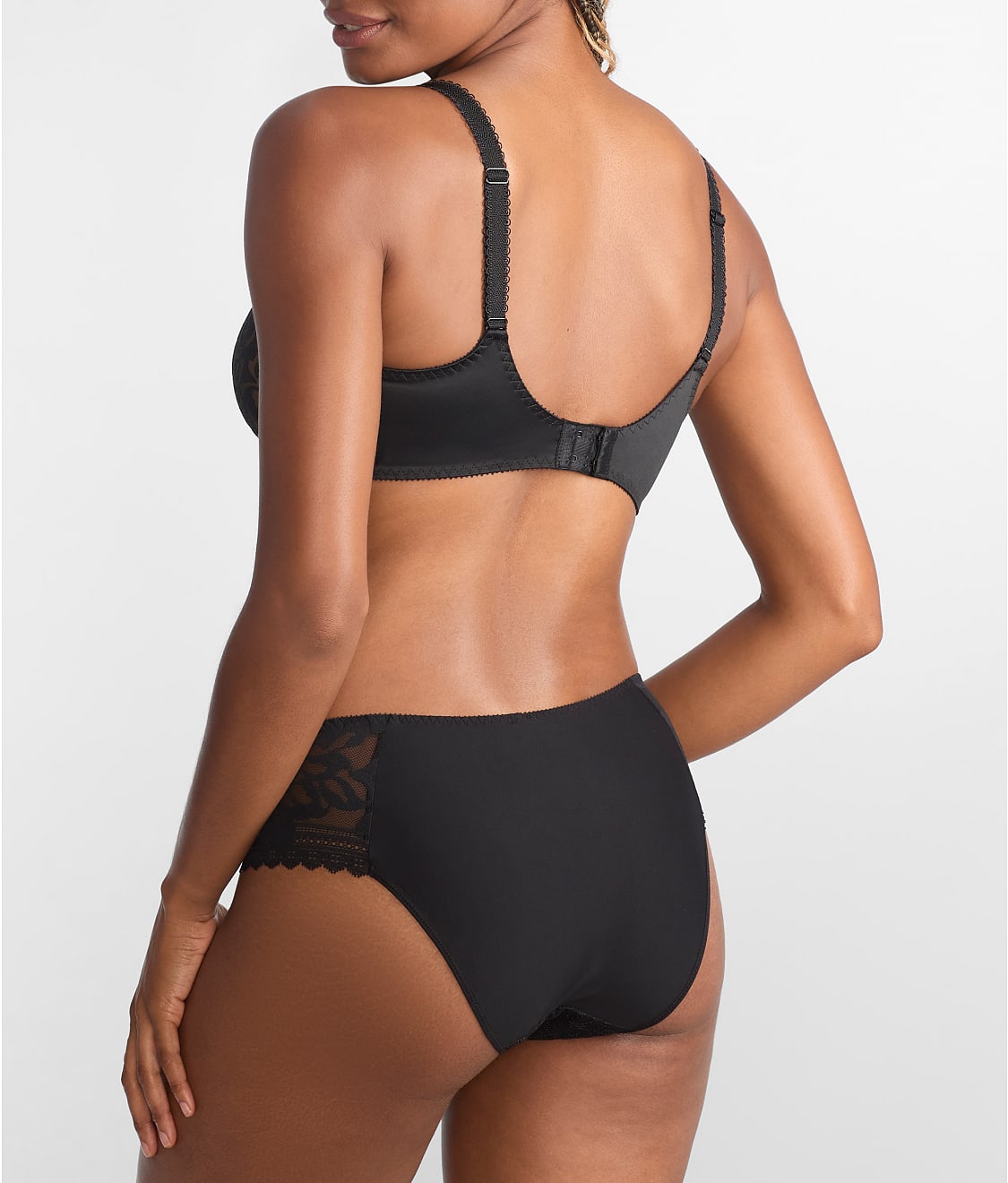 Leia Brief