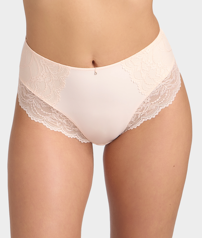Cesile Full Brief