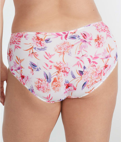 Kayla Brief