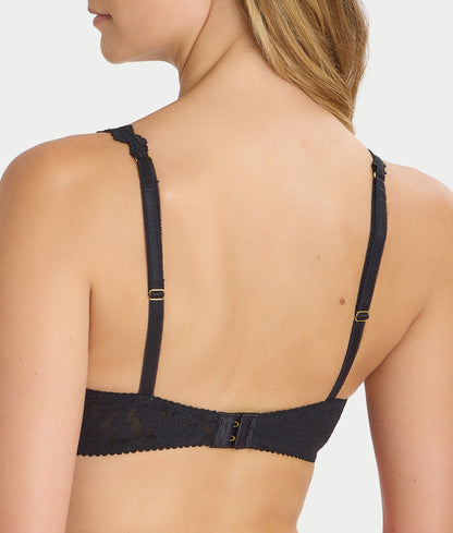 Signature Lace High Apex Bra