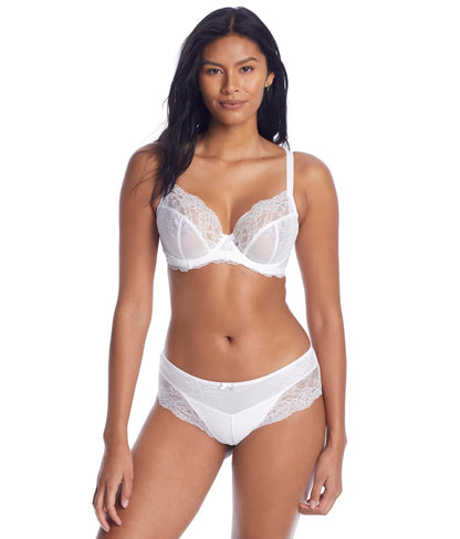 Ana Brief