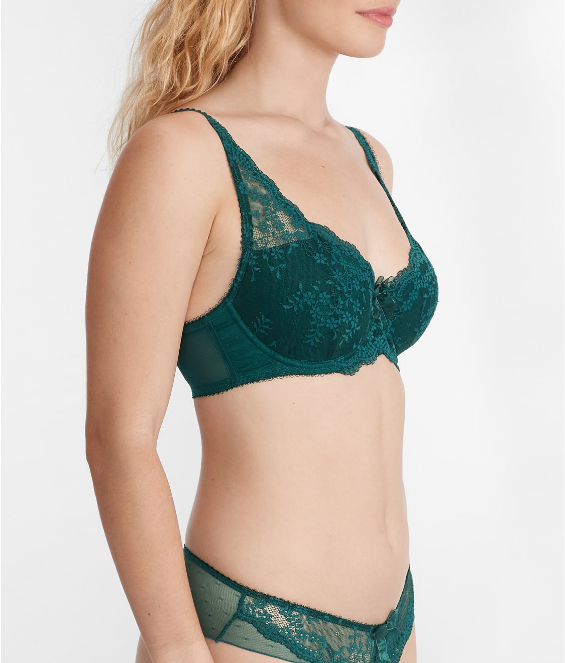 Flora Lightly Lined Bra