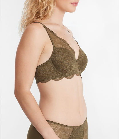 Karma 3D Triangle Lace Bra