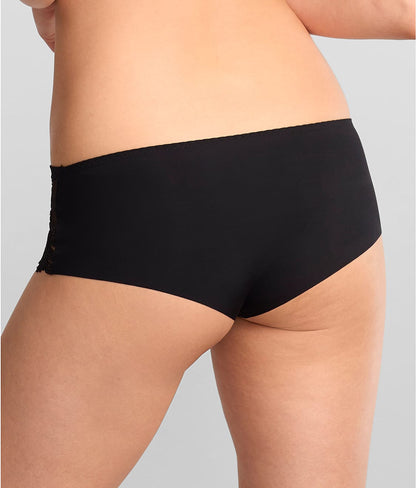 Saga Boyshort