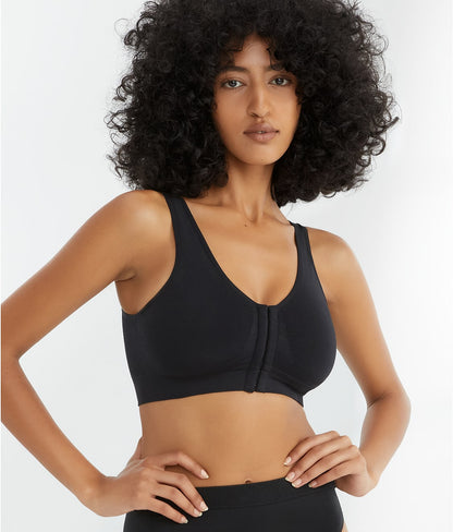 B-Smooth Mastectomy Front-Close Bralette