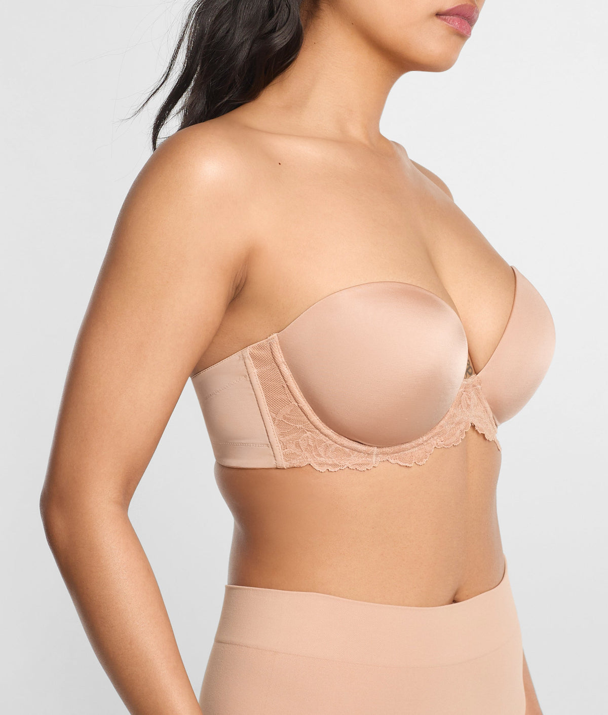 Self-Assured Push-Up Strapless Bra